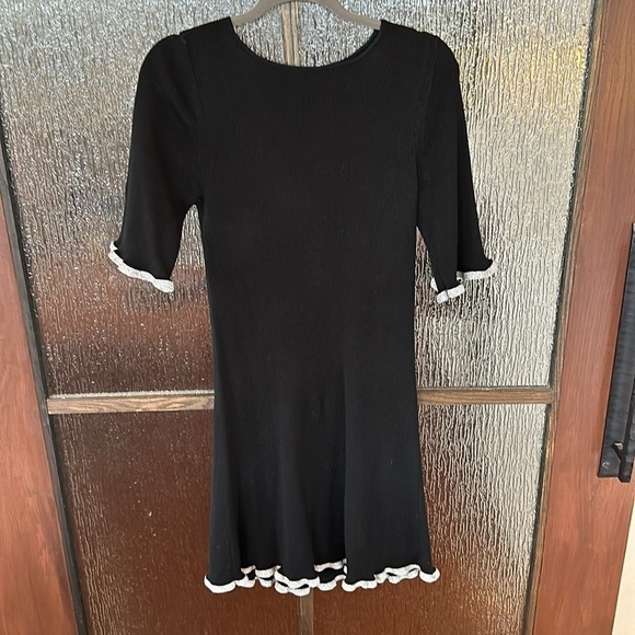 See By Chloe’ Ruffle hem dress size Large. - Picture 4 of 9